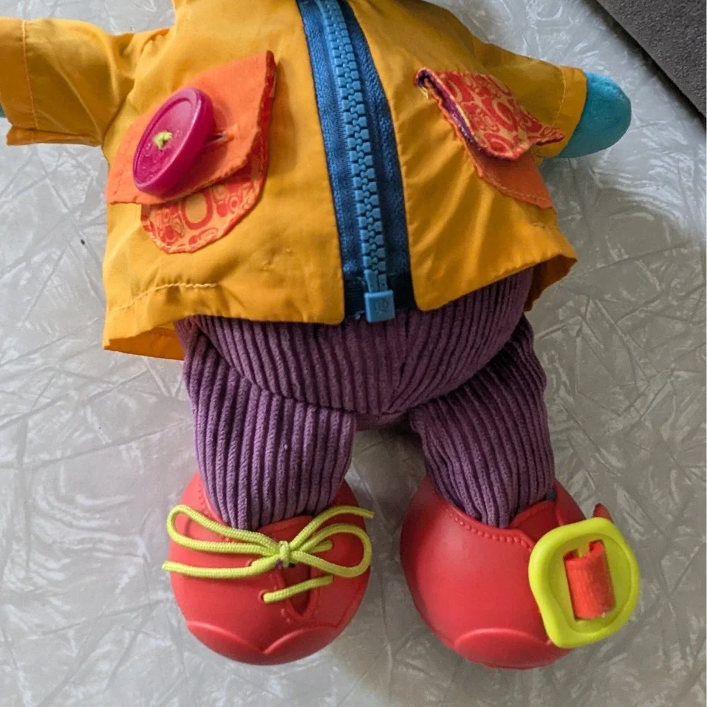 B. Toys hank hippo